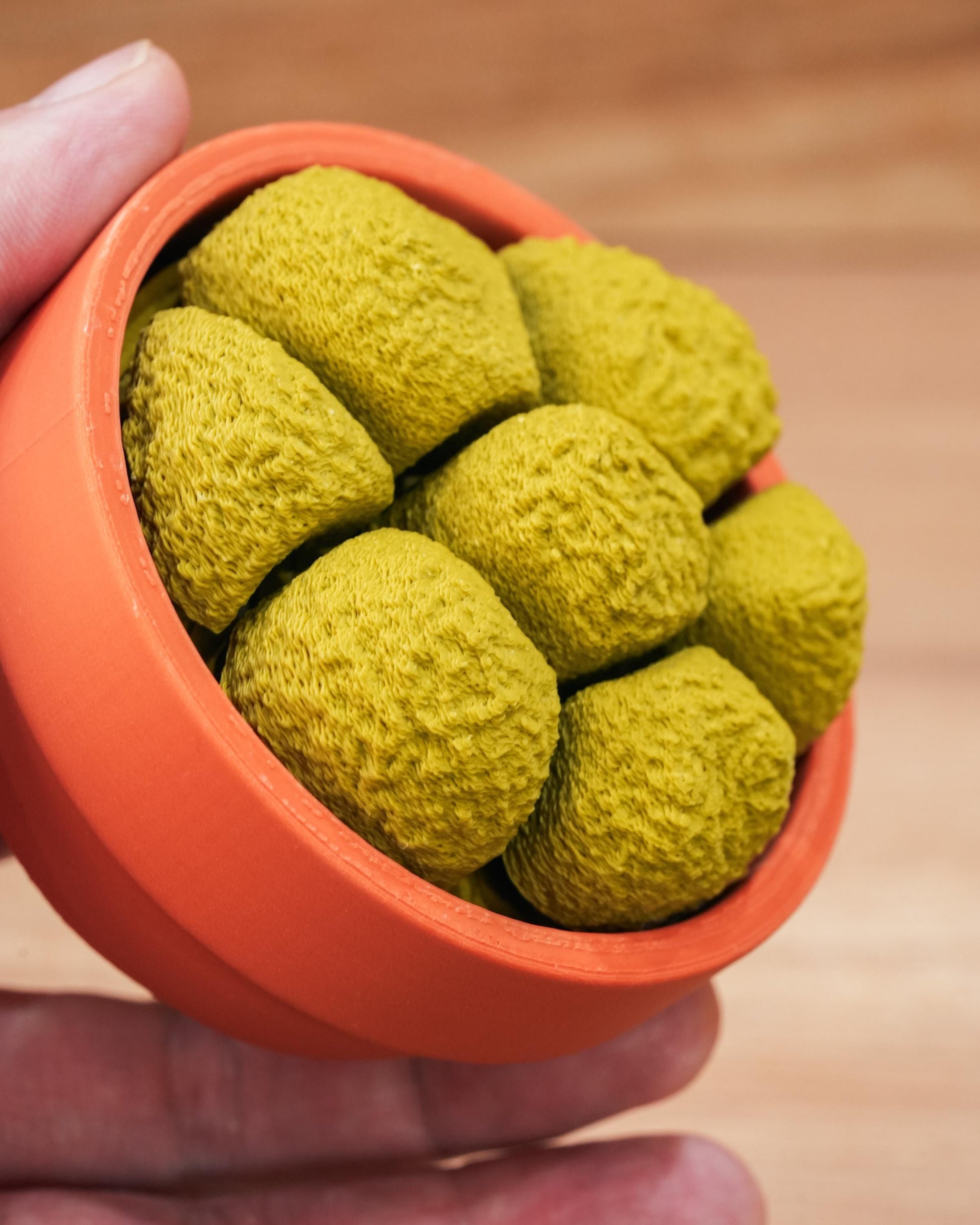 Moss Pot Spinning Clicker